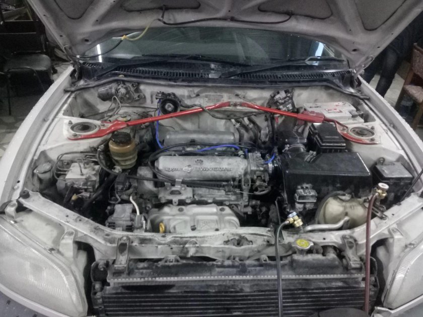 Тойота рав 4 1 поколения под капотом