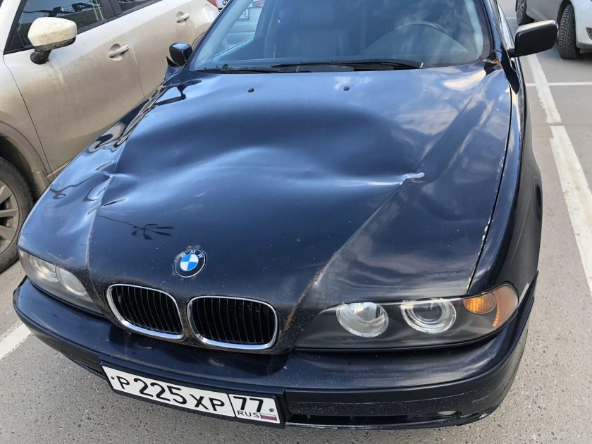 BMW e39 капот
