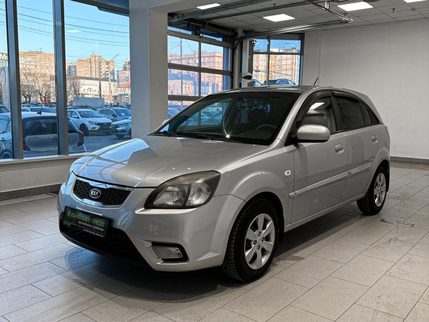 Киа рио 2011 хэтчбек 1.4