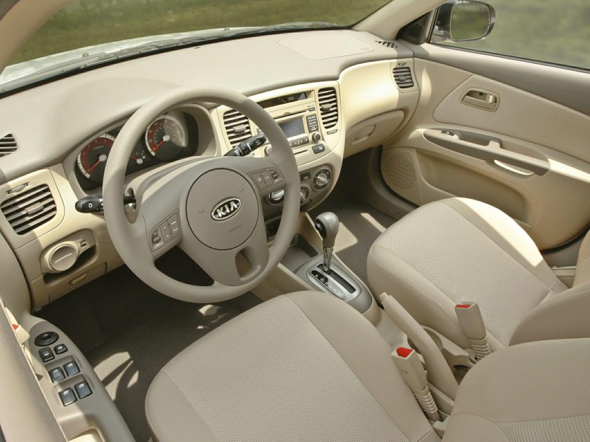 Kia Rio 2010 Interior