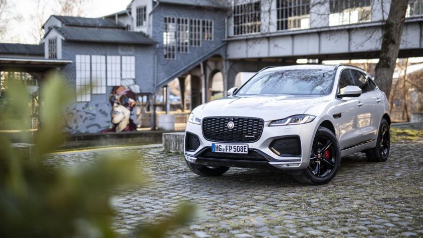 Jaguar f pace 2021
