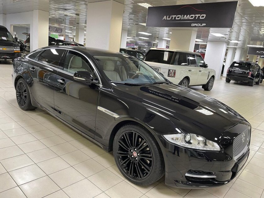 БМВ ф10 серый софисто