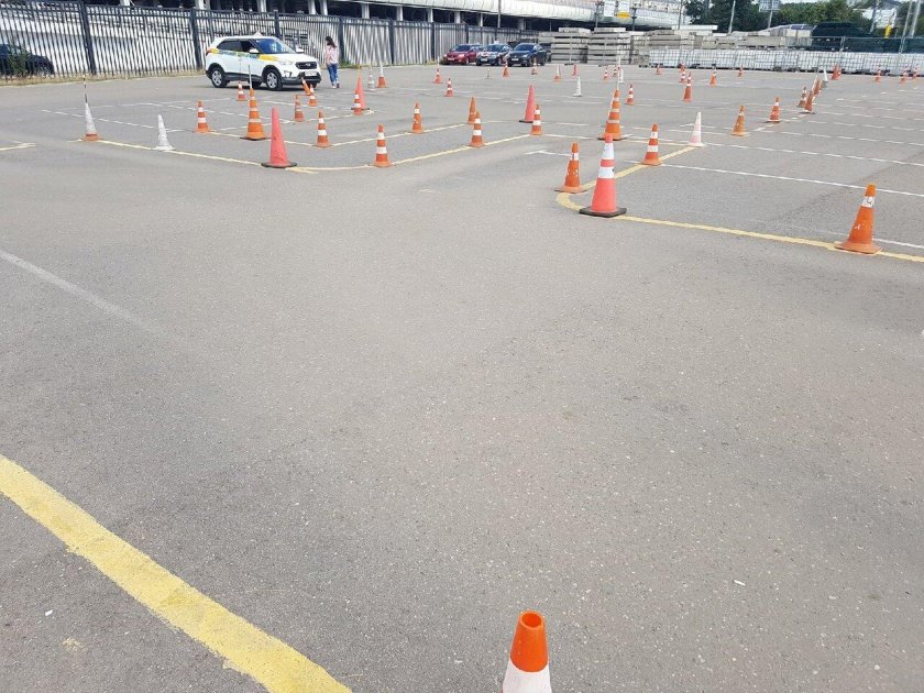 Автодром Крылатское