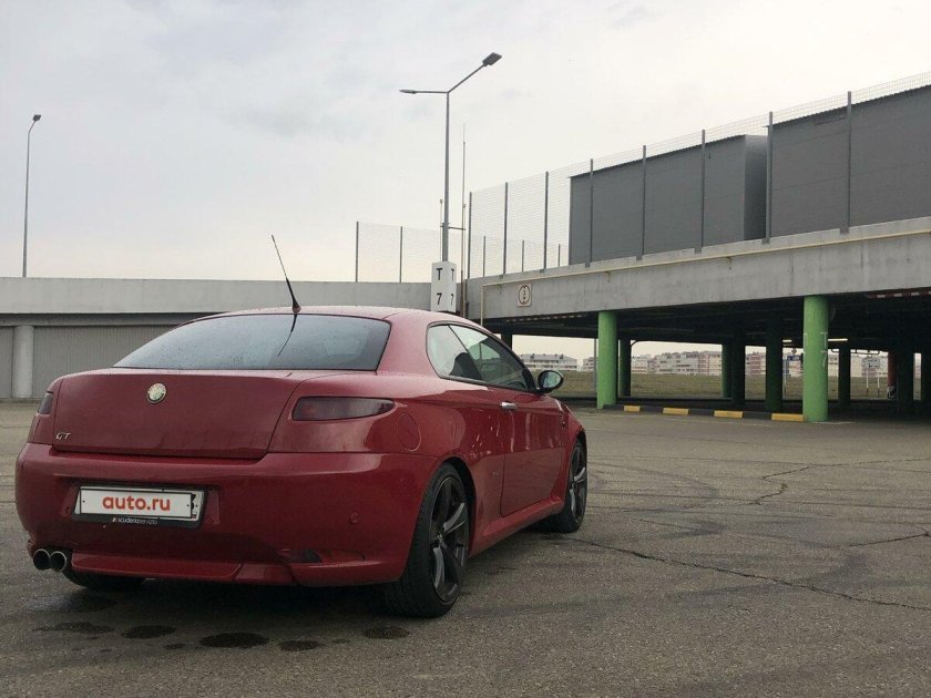 Alfa romeo gt 2003 2010
