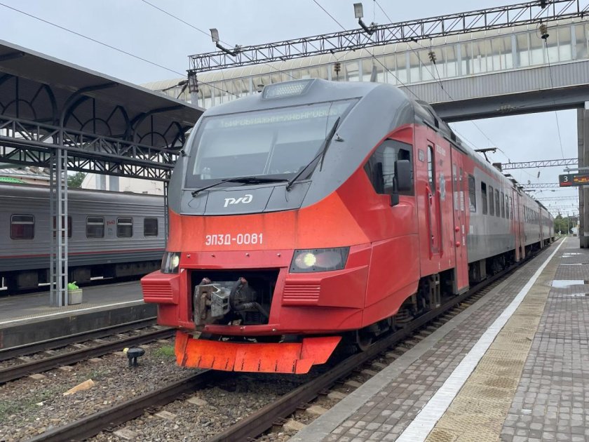 Эп 3 д электропоезд