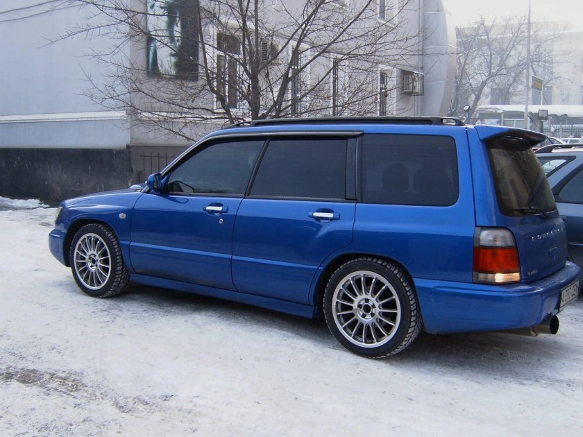 Субару Форестер 1997 2.0