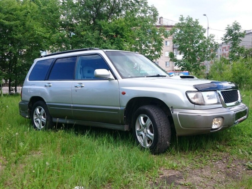 Субару форестер 2001