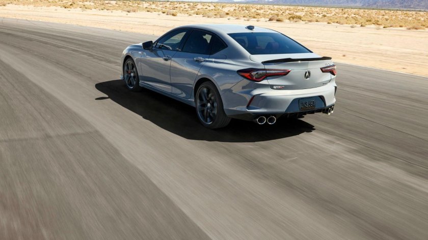Acura TLX 2024