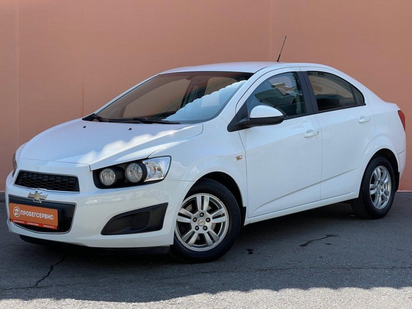 Chevrolet Aveo 2015