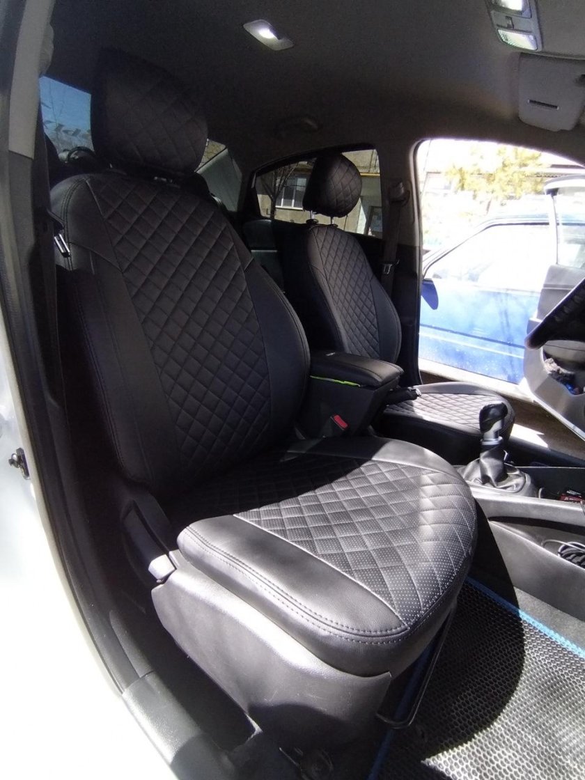 Чехлы на Шкода Рапид 2014