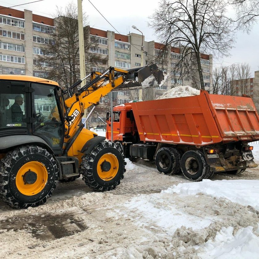 Уборка и вывоз снега