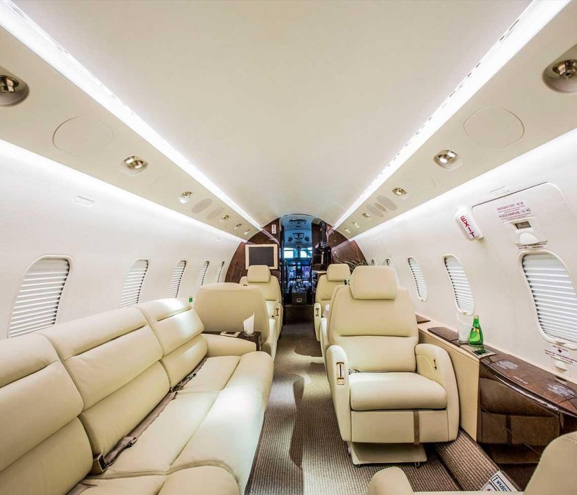 Bombardier Challenger 300 салон