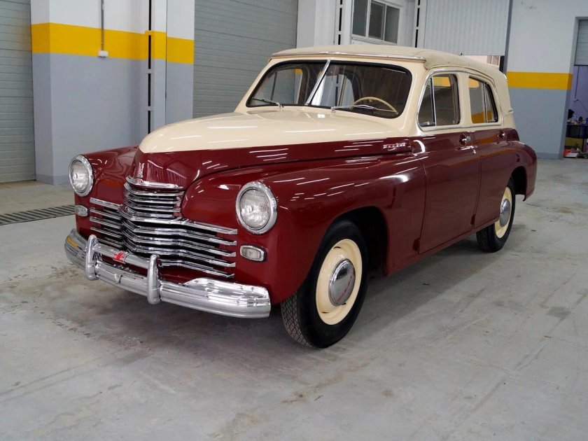 Автомобиль ГАЗ м20 победа
