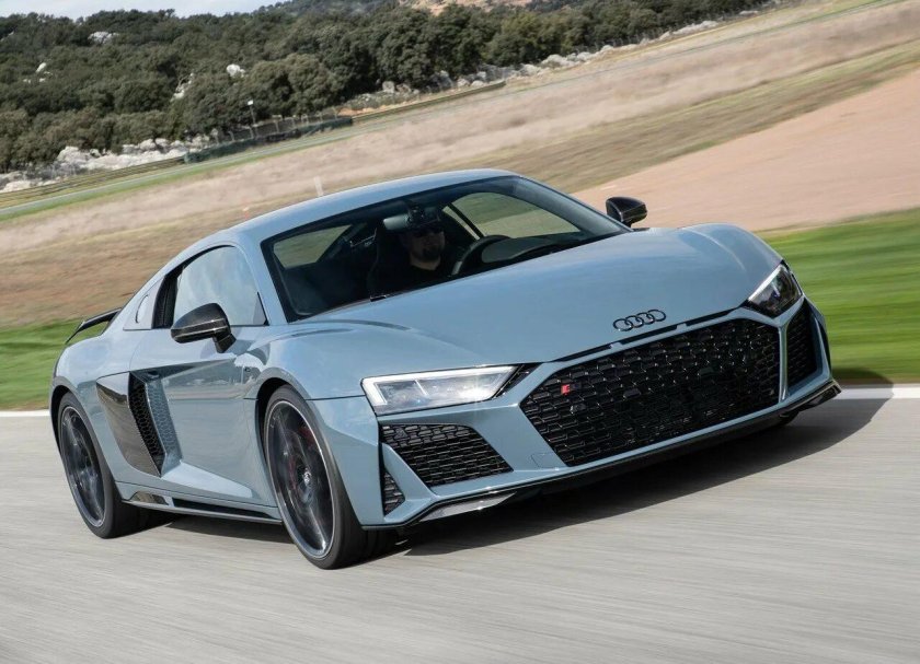 Audi r8 v10 Performance
