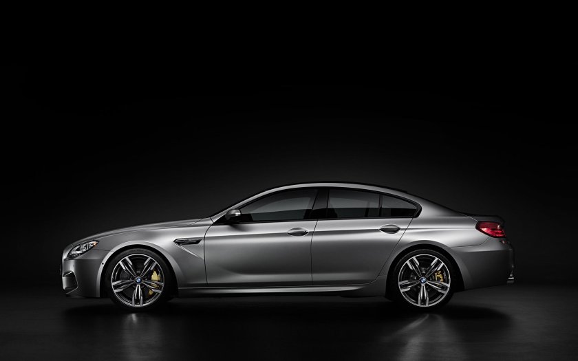 BMW m6 Gran Coupe сбоку