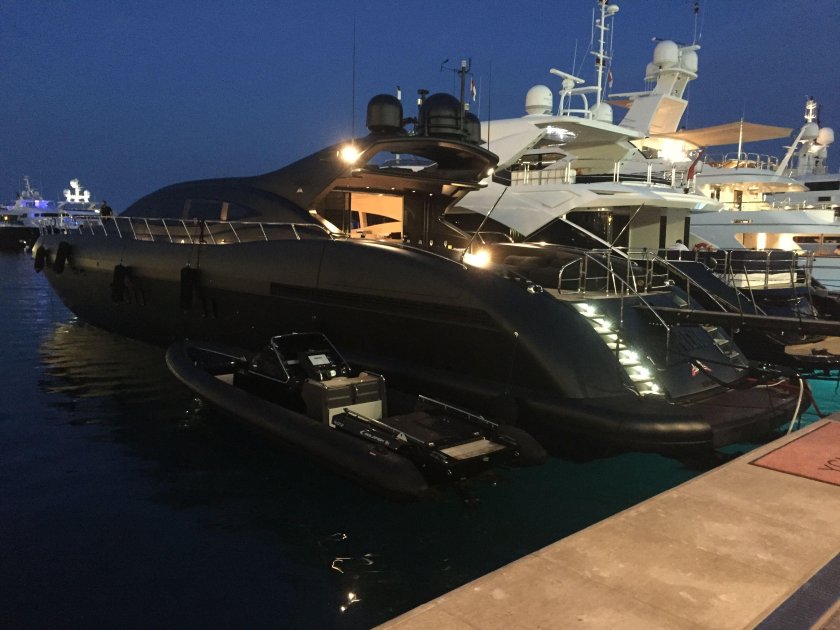 Sunseeker Predator 108