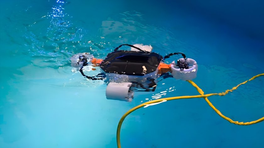 Подводный робот