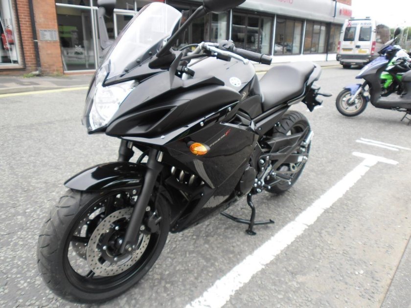 Yamaha xj6 diversion 2014