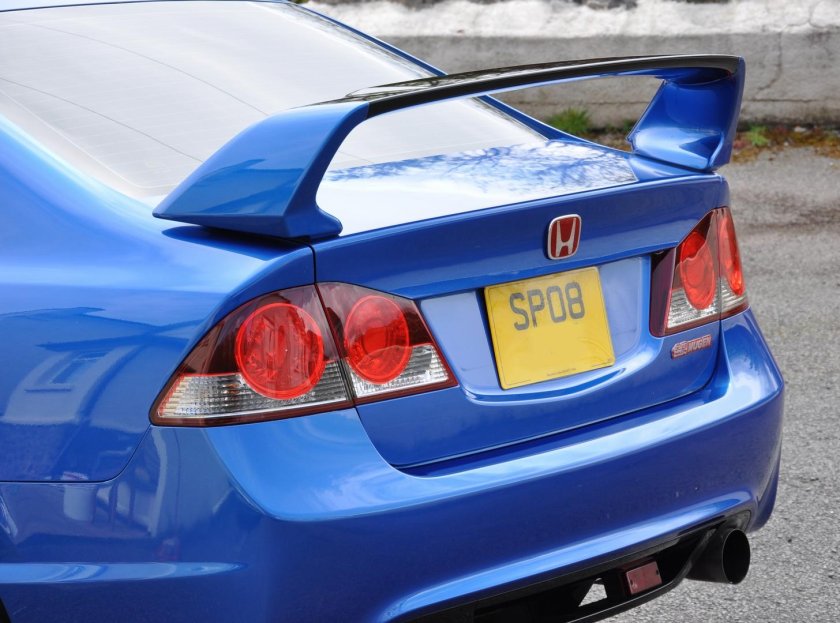 Хонда Цивик 2008 сзади