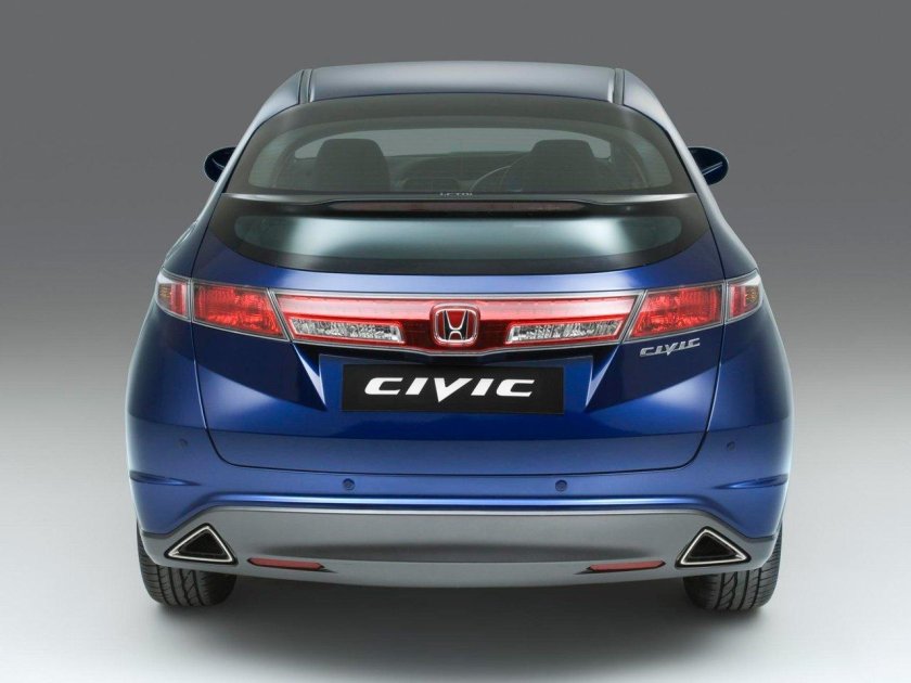 Honda Civic 2008 сзади