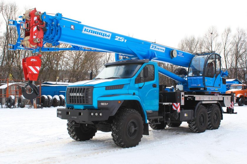 Автокран Урал 55713-3к