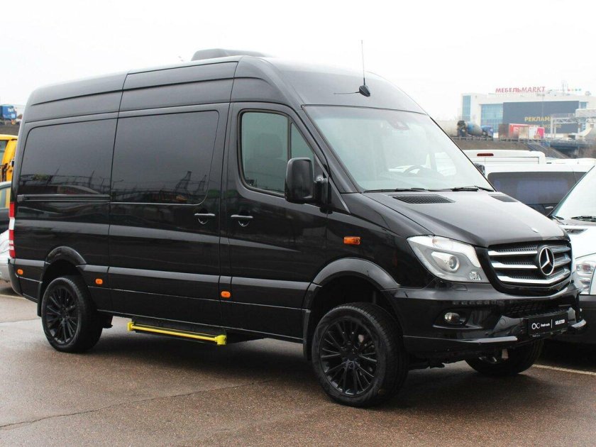 Mercedes-Benz Sprinter черный