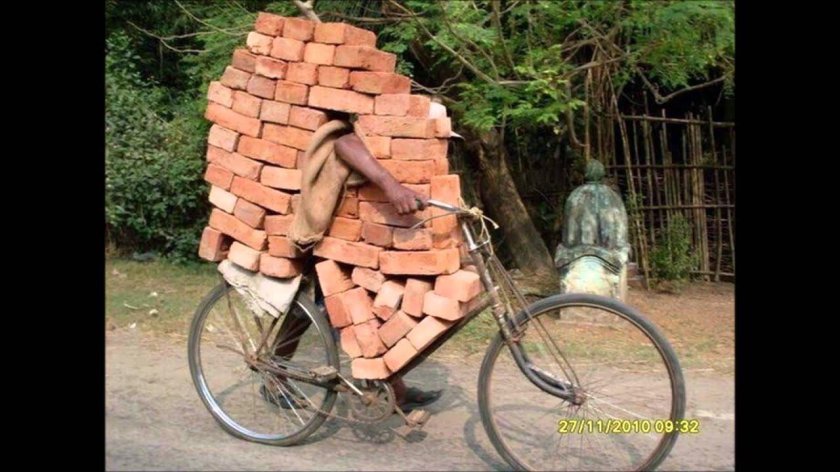 Перегруженный велосипед