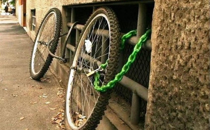 Украл велосипед