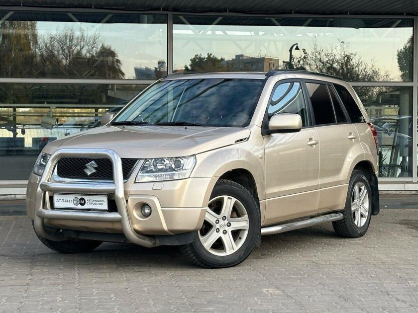 Suzuki grand vitara 2011