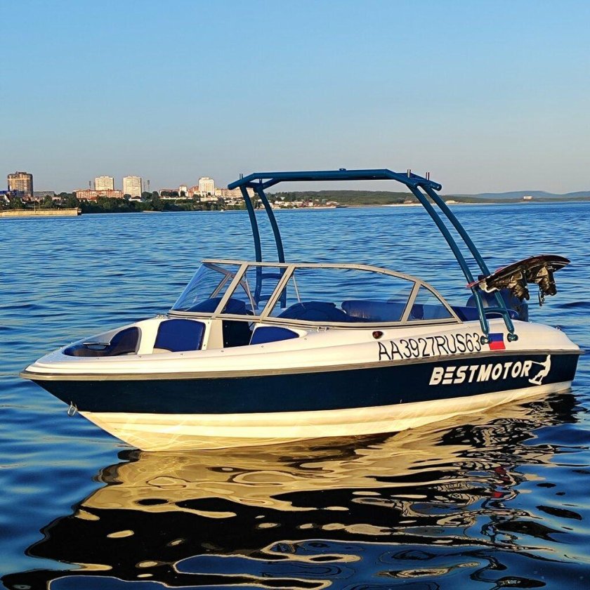 Катер лодка