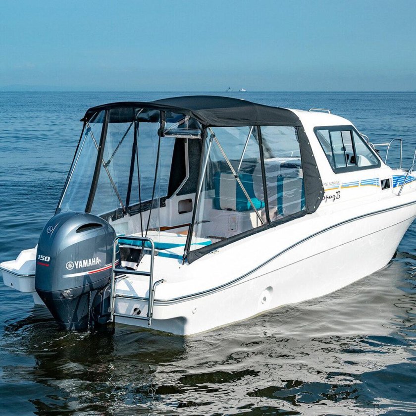Моторная лодка