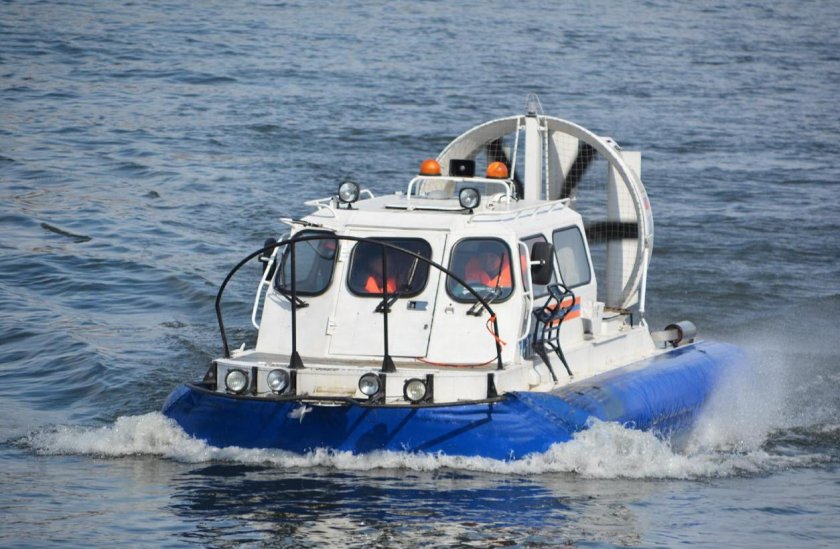 Катер амфибия для службы спасения