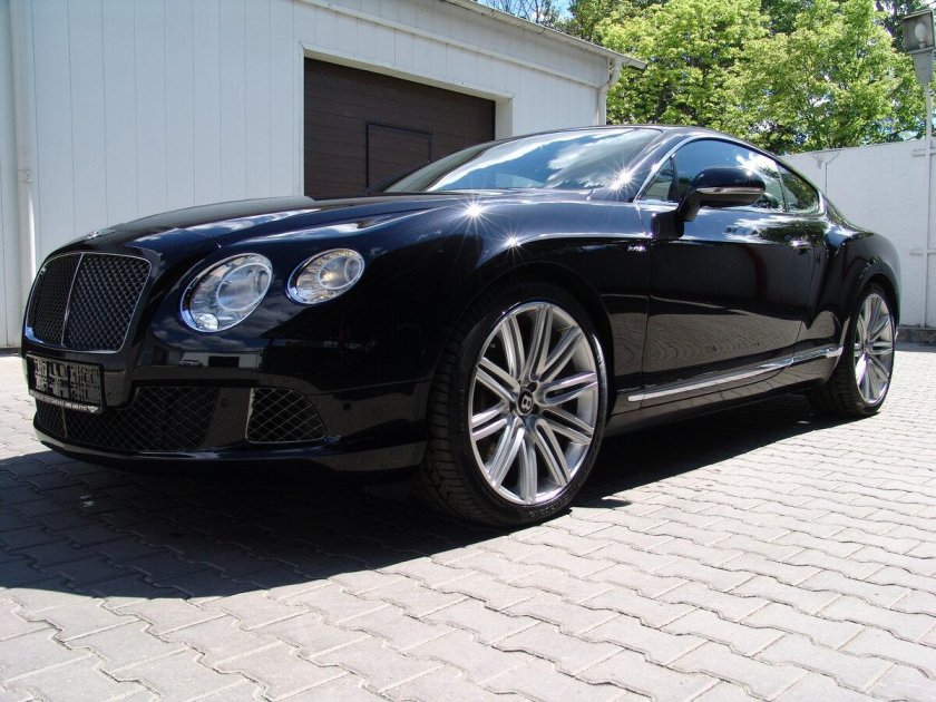 Бентли Континенталь черный