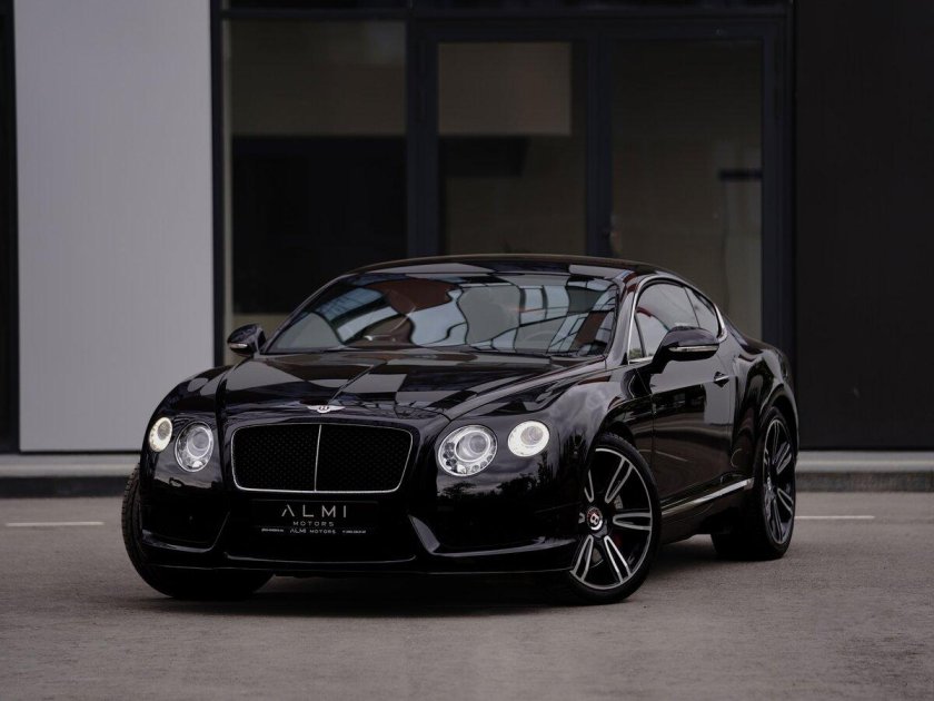 Машина bentley continental gt
