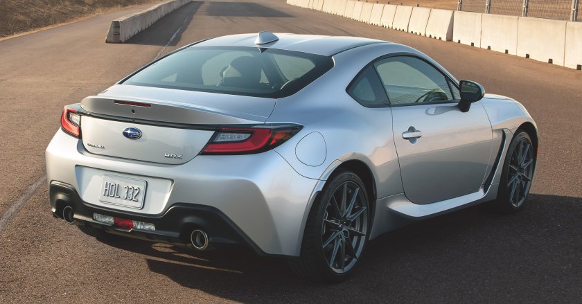 Субару брз 2022