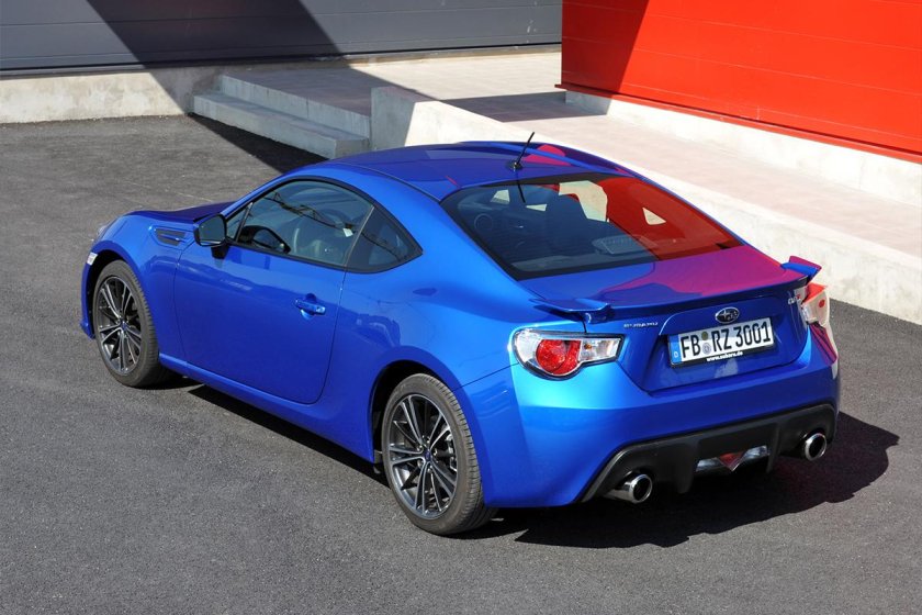 Субару брз 2012