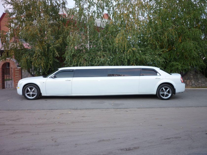 Лимузин Крайслер и Хаммер