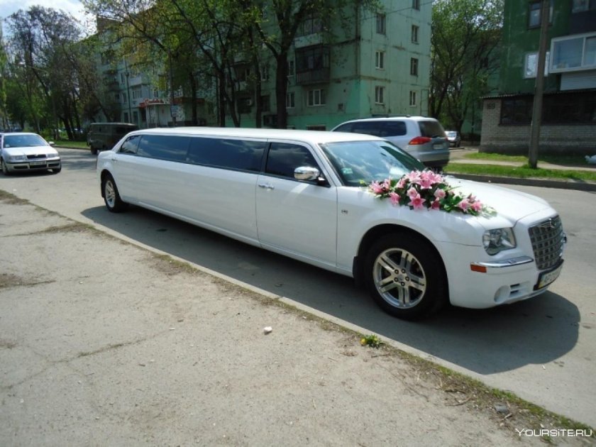 Крайслер 300с лимузин
