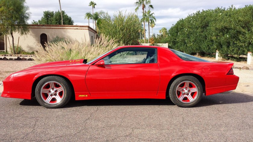 Chevrolet camaro iroc-z 1990