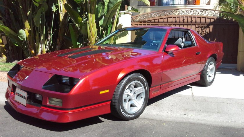 Chevrolet Camaro z28 1990