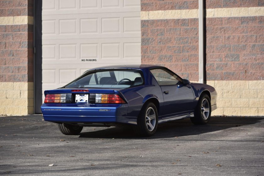 Chevrolet camaro 1990