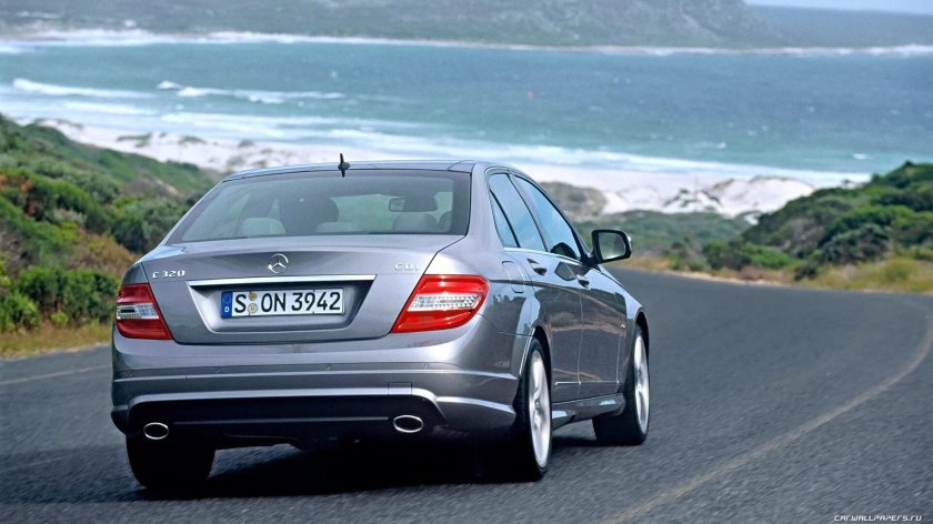 Мерседес Бенц c320