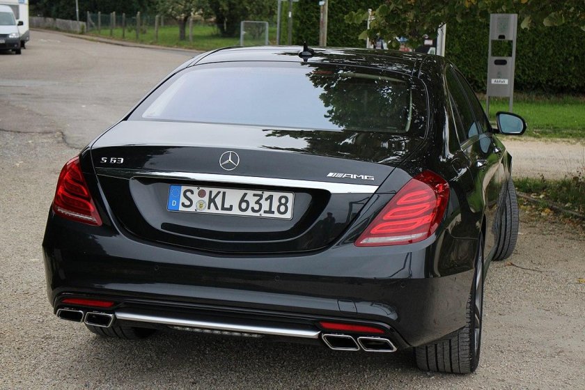 Мерседес 222 АМГ 6.3