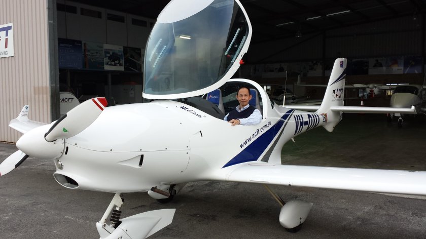 Aquila a210 кабина