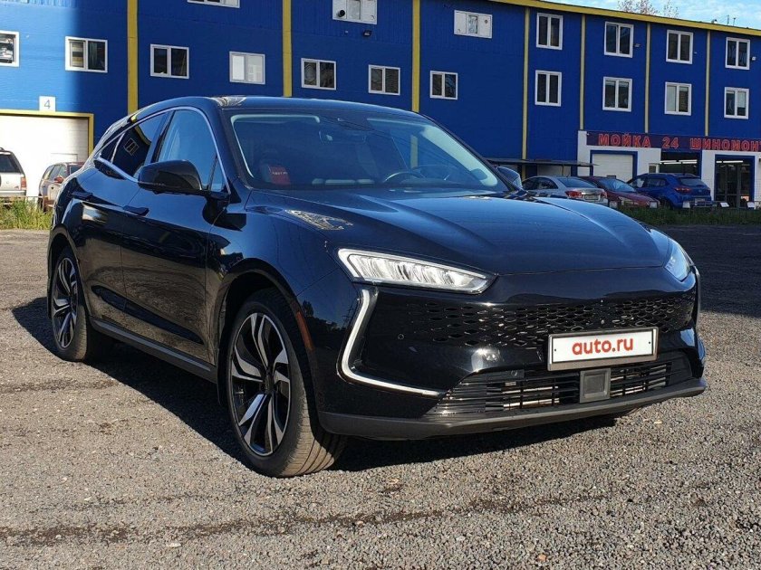 Автомобиль seres