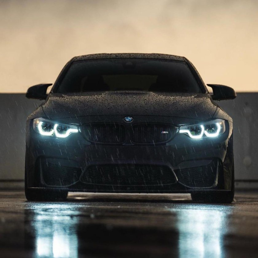 БМВ m4 черная