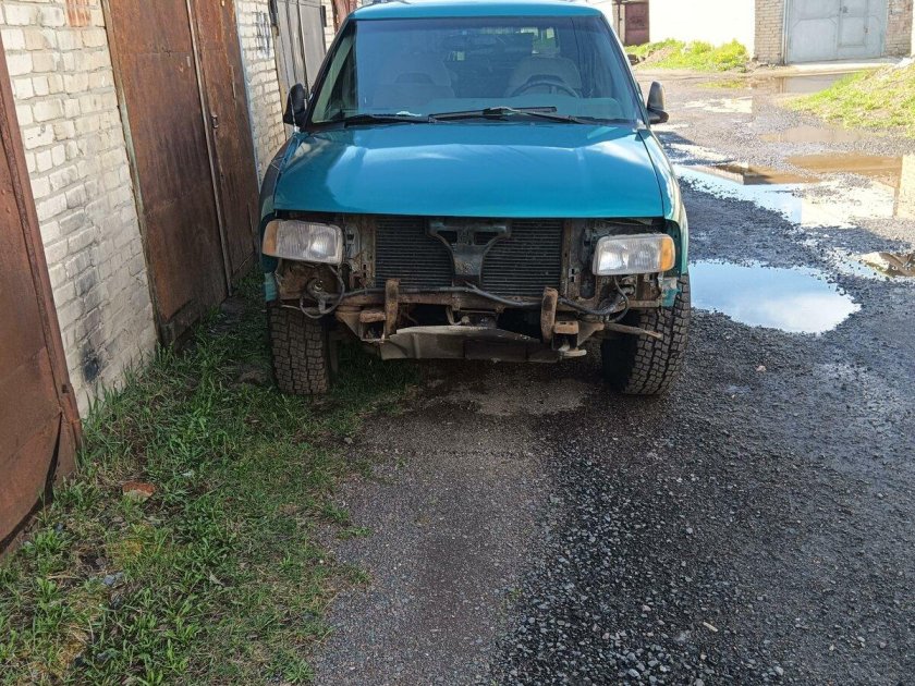 Опель фронтера 2.4 мт 1993