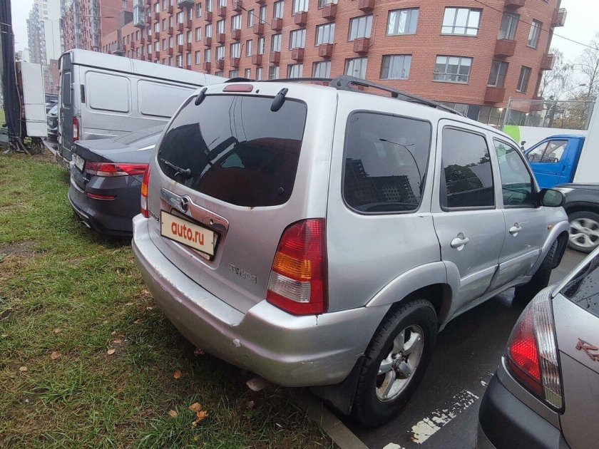 Мазда трибьют 2002
