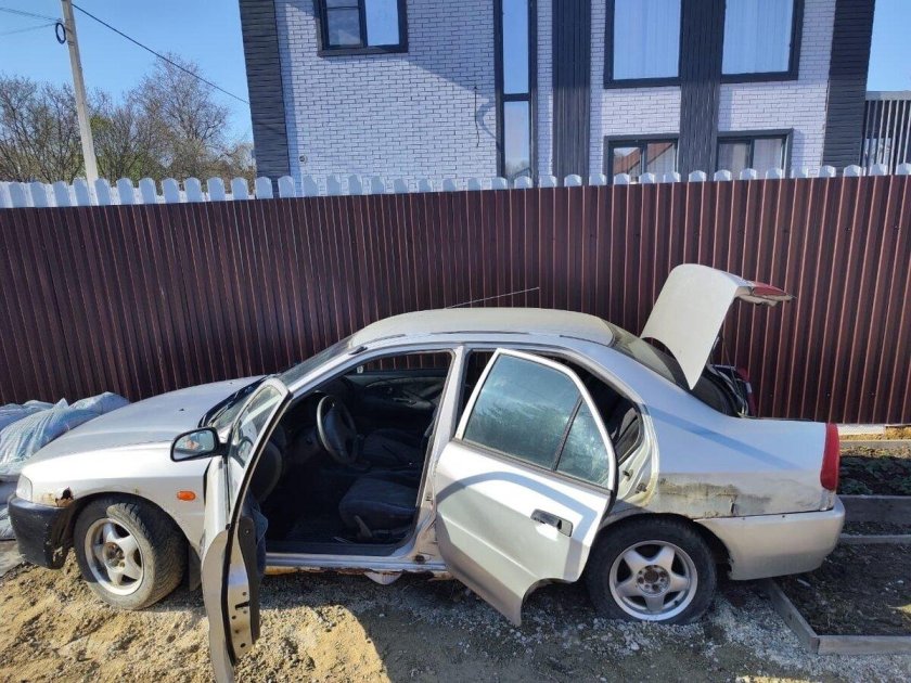 Mitsubishi lancer 1998