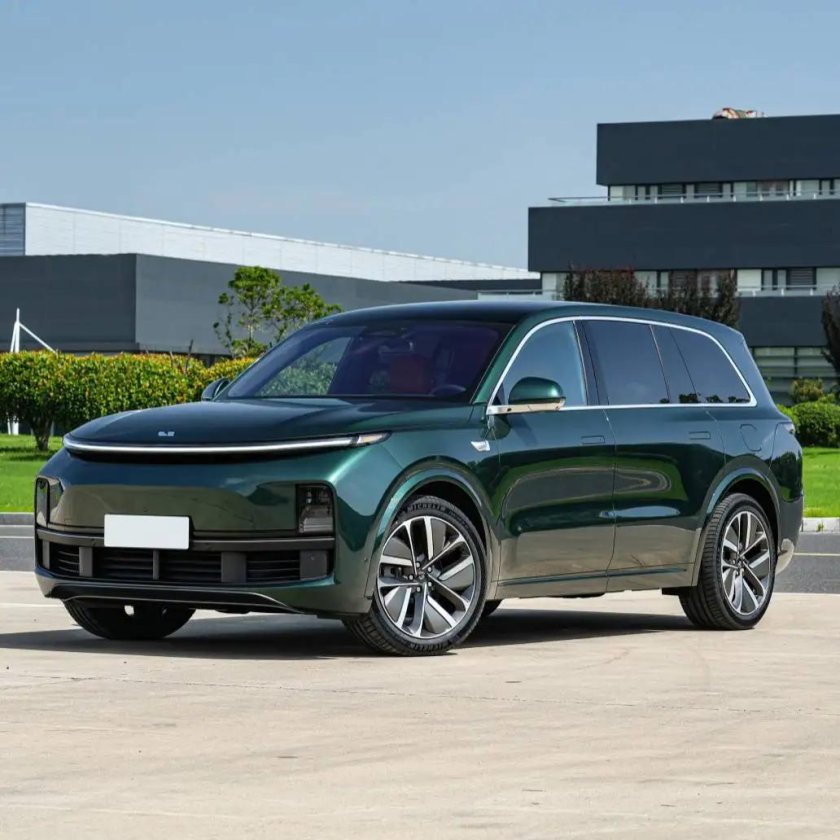 Li9 кроссовер китайский